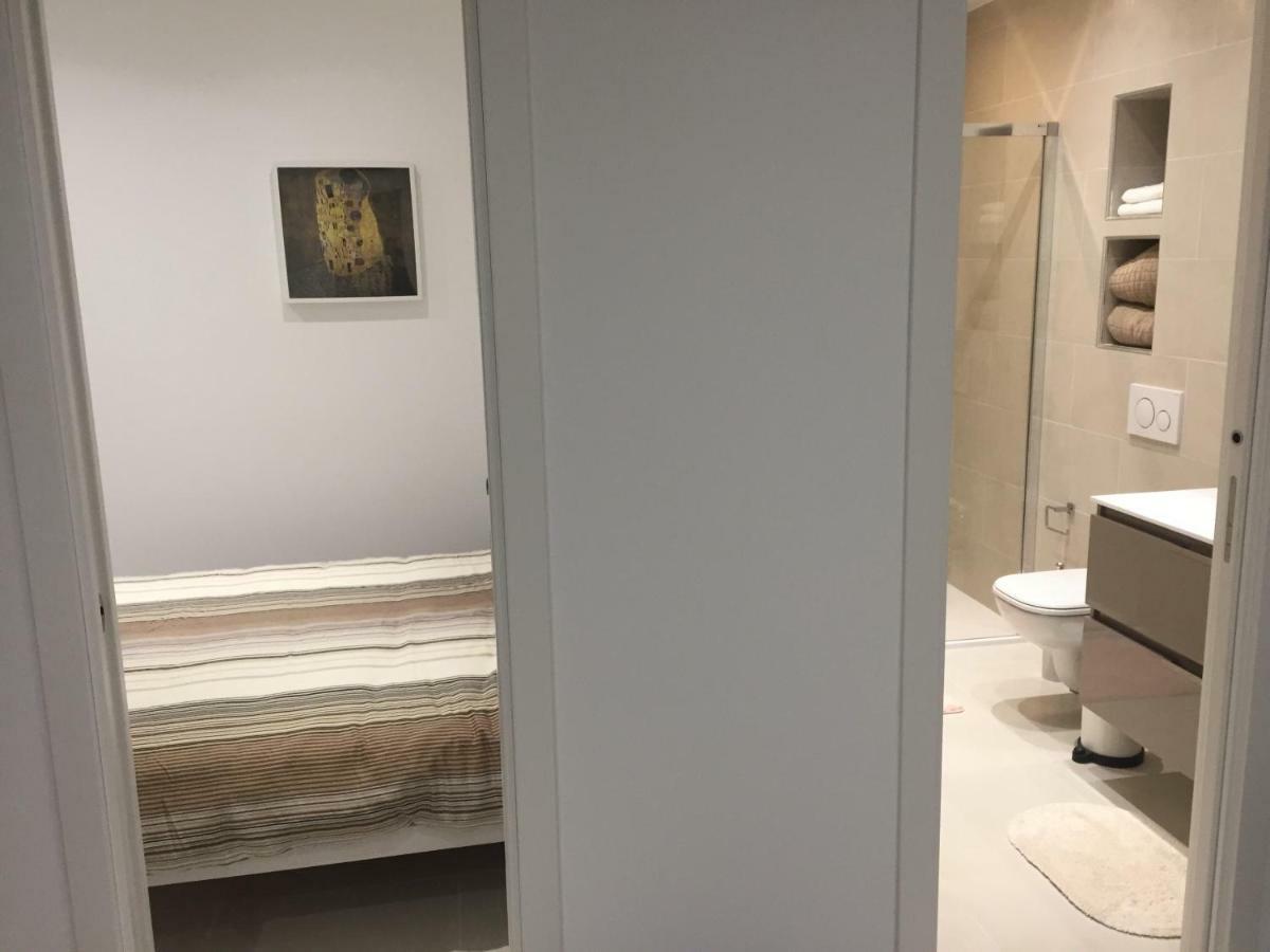 Menton 2 Pieces Climatise A Cote De La Plage Rue Palmaro Екстериор снимка