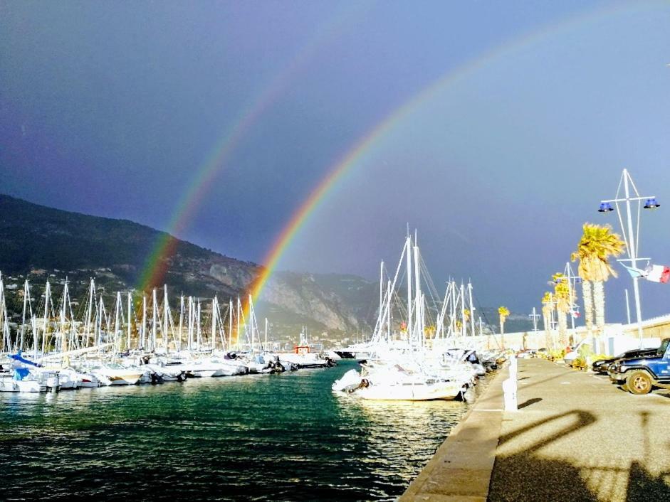Menton 2 Pieces Climatise A Cote De La Plage Rue Palmaro Екстериор снимка